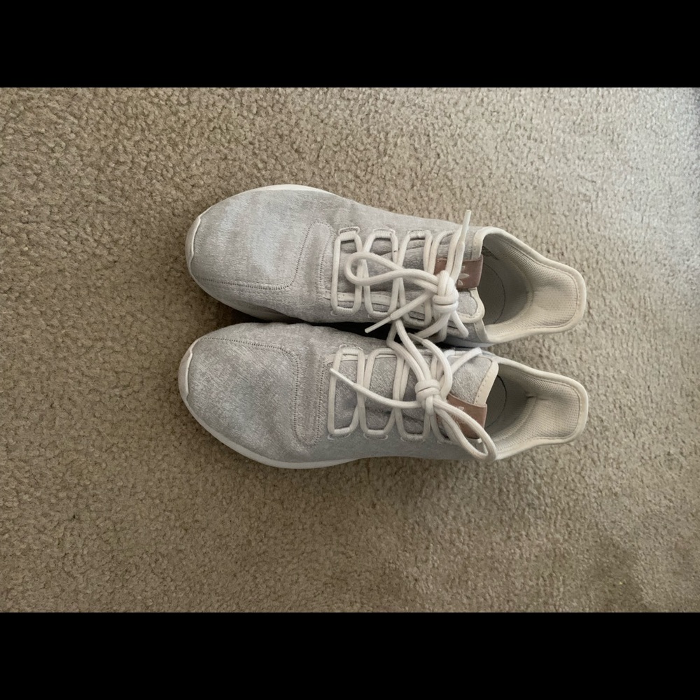 Adidas tubular shadows